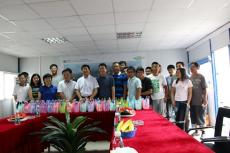 南京市總工會(huì)、市城建工會(huì)領(lǐng)導(dǎo)慰問集團(tuán)赤山湖項(xiàng)目