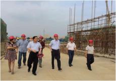 句容市領(lǐng)導(dǎo)視察集團(tuán)郭莊教育集聚區(qū)項目